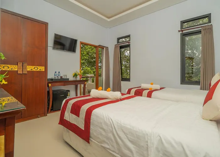 Dwm Mandhasativa By Reccoma Habitación en casa particular Singaraja